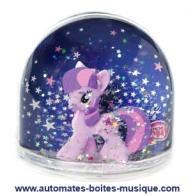 Boules à neige non musicales Trousselier en plexiglas Boule à neige non musicale Trousselier : boule à neige My little Poney