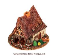 Boîtes à musique touristiques Chalet musical miniature animé : chalet musical miniature "Vieille forge de Rothenberg"