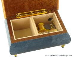 Boîtes à bijoux musicales en bois teinté fabriquées en Italie (18 lames) Boîte à bijoux musicale en bois marqueté : boîte à bijoux gris-bleue avec instruments de musique