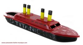 Jouets en métal, tôle ou fer blanc: bâteaux pop-pop Jouet mécanique bateau pop-pop en métal, tôle et fer blanc : jouet bateau pop-pop "Titanic"