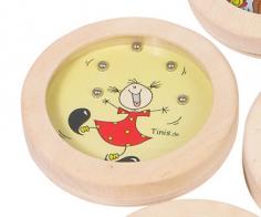 Jeux de patience et d'adresse Jeu de patience et d'adresse avec des boules d'acier : jeu de patience avec fillette