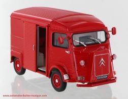 Modèles réduits de voitures françaises Modèle réduit de camionnette Citroën : camionnette Citroën rouge modèle Type H