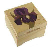 Boîtes à musique traditionnelles fabriquées en France Boîte à musique avec marqueterie traditionnelle : boîte à musique de 18 lames avec fleur mauve