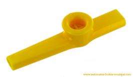 Instruments de musique traditionnels Kazoo ou gazou jaune en plastique pour transformer sa voix en son nasillard