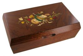 Boîtes à musique traditionnelles fabriquées en France Boîte à musique avec marqueterie traditionnelle : boîte à musique de 18 lames avec marqueterie Instruments de musique
