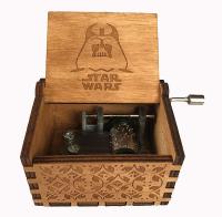 Boîtes à musique à manivelle en bois Boîte à musique à manivelle en bois sculpté et gravé: boîte à musique "Star Wars"