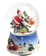 Boules à neige musicales de Noël disponibles sur commande (nous contacter) Boule à neige musicale de Noël: boule à neige avec Père Noël et écureuil sur un toit