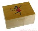 Boîte à bijoux musicale en bois marqueté avec ballerine dansante et large miroir - It's a small world