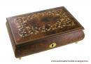 Boîte à bijoux musicale en bois naturel : boîte à bijoux avec marqueterie arabesques